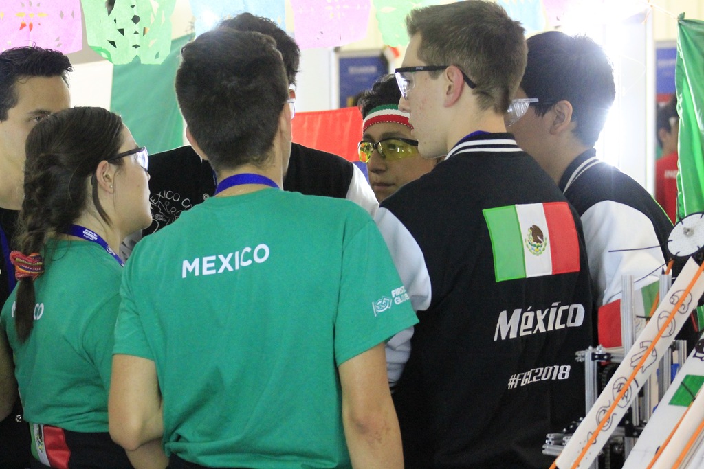 México gana presea de plata en mundial de robótica