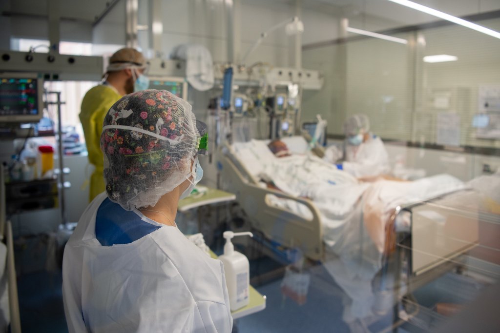 COVID-19 grave: no son solo tus genes, también los del&nbsp;virus