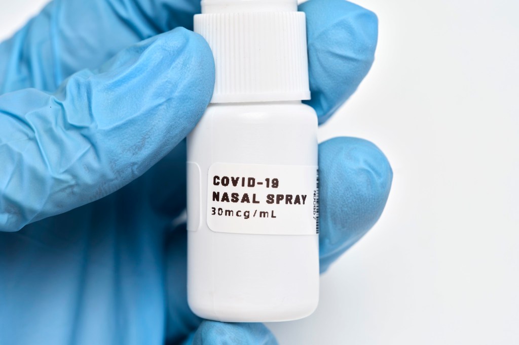Vacuna nasal: un intento de cerrarle paso al&nbsp;SARS-CoV-2